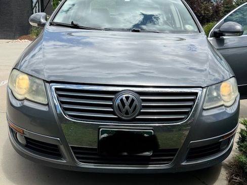 Used 2006 Volkswagen Passat 3.6 AWD/4WD image 10