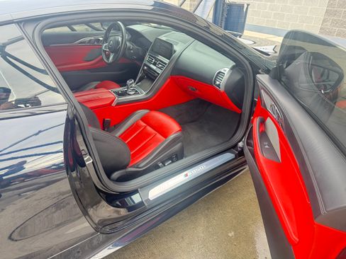 Used 2022 BMW M850i xDrive Coupe image 10