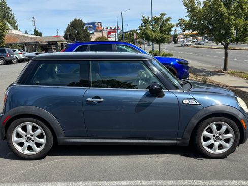 Used 2010 MINI Cooper S FWD image 1