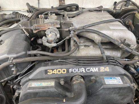 Used 2000 Toyota 4Runner Limited image 6