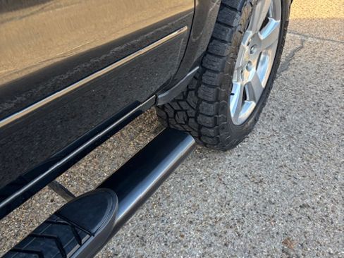 Used 2018 Chevrolet Silverado 1500 LT w/ Texas Edition image 10