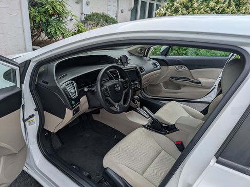 Used 2015 Honda Civic SE image 8