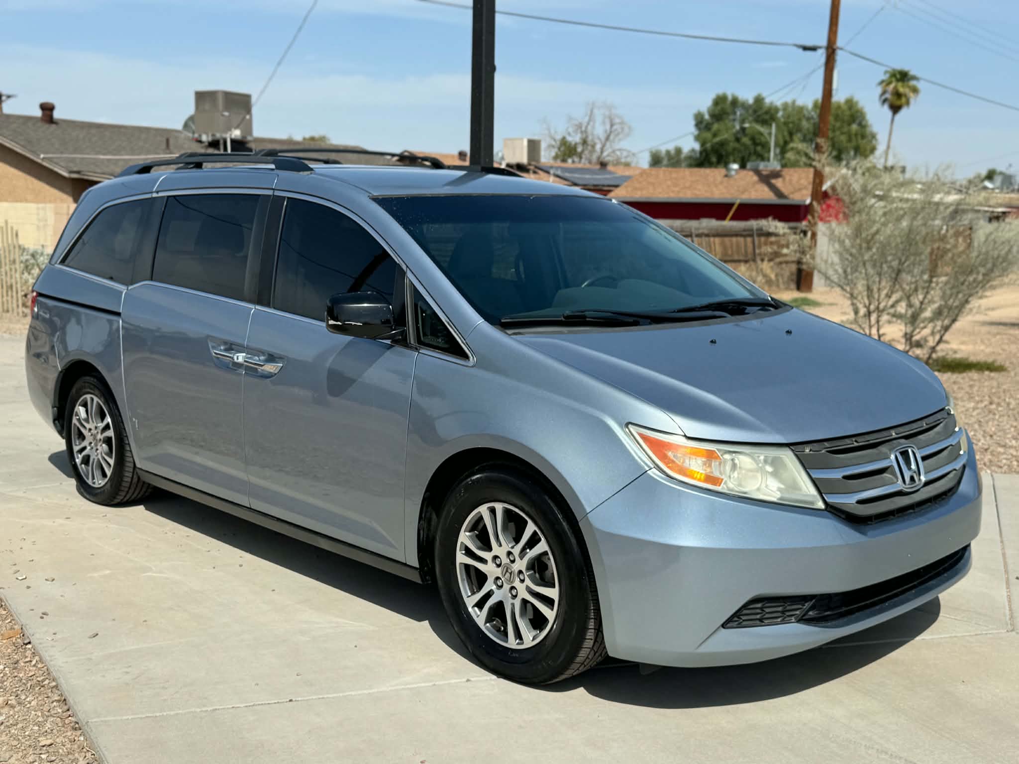 Used 2011 Honda Odyssey EX image 1