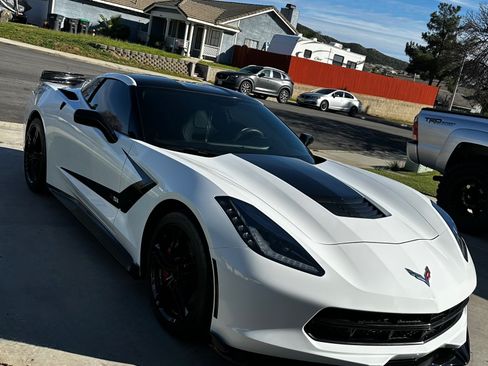 Used 2016 Chevrolet Corvette Stingray Coupe image 4