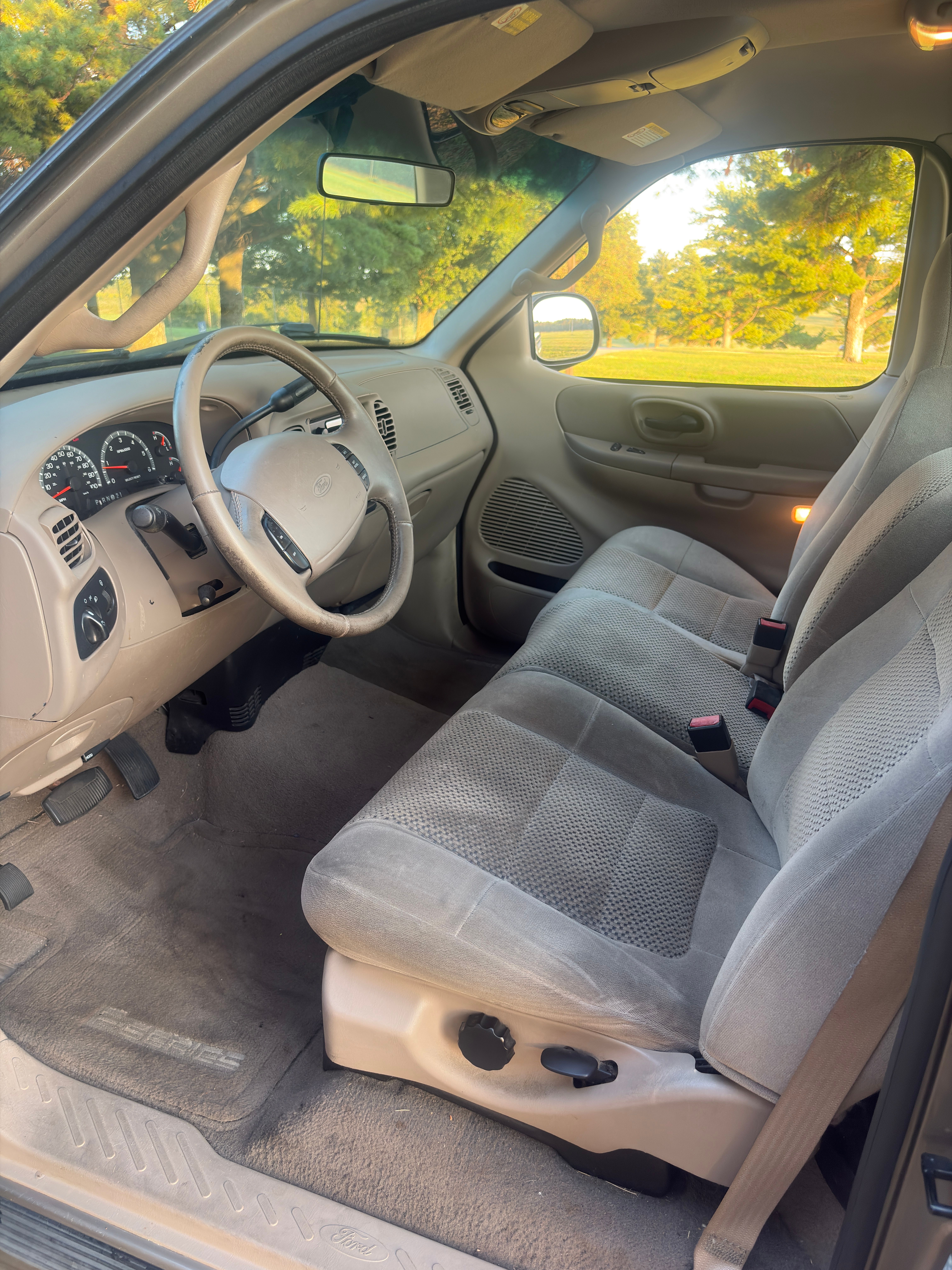 Used 2001 Ford F150 2WD Regular Cab image 12