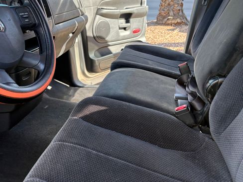 Used 2005 Dodge Ram 1500 Truck SLT RWD image 15