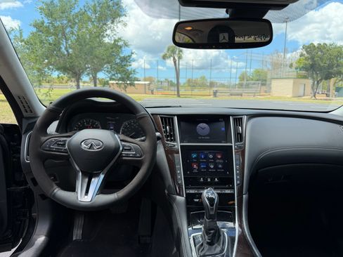 Used 2018 INFINITI Q50 Luxe image 4