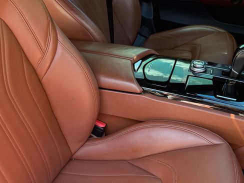 Used 2018 Maserati Quattroporte S RWD image 6