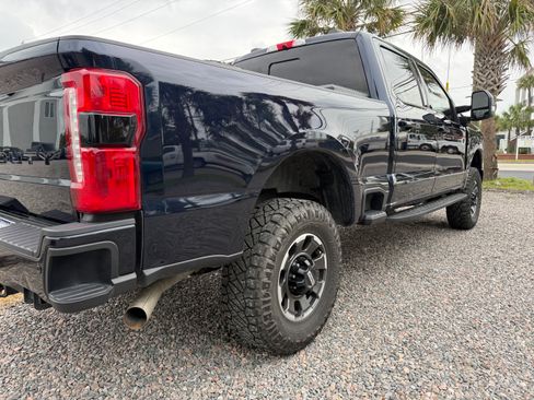 Used 2023 Ford F350 XLT w/ Black Appearance Package image 6