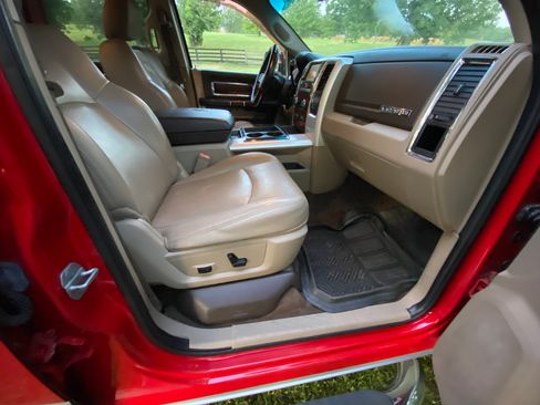 Used 2012 RAM 2500 Laramie w/ Protection Group image 2