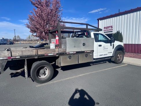 Used 2017 Ford F450 XL image 1