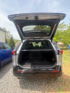 Used 2025 Toyota RAV4 XSE w/ Weather Package AWD/4WD image 12