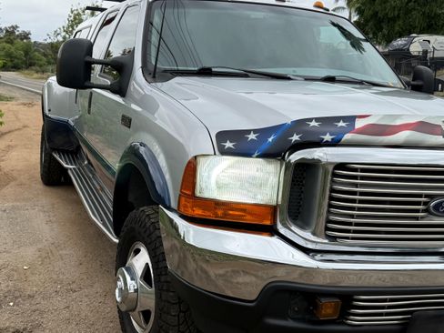 Used 1999 Ford F350 4x4 Crew Cab DRW Super Duty image 5