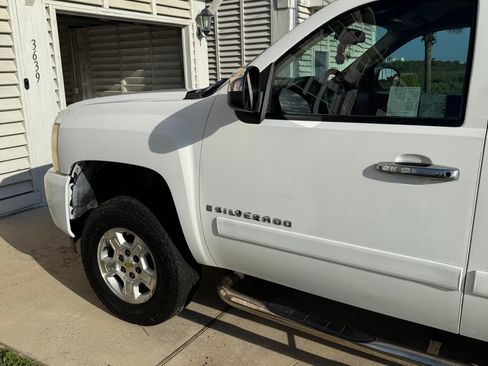 Used 2008 Chevrolet Silverado 1500 LT w/ Power Pack Plus image 8