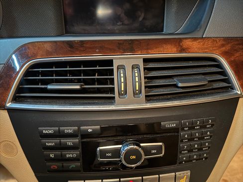 Used 2014 Mercedes-Benz C 250 Coupe image 12