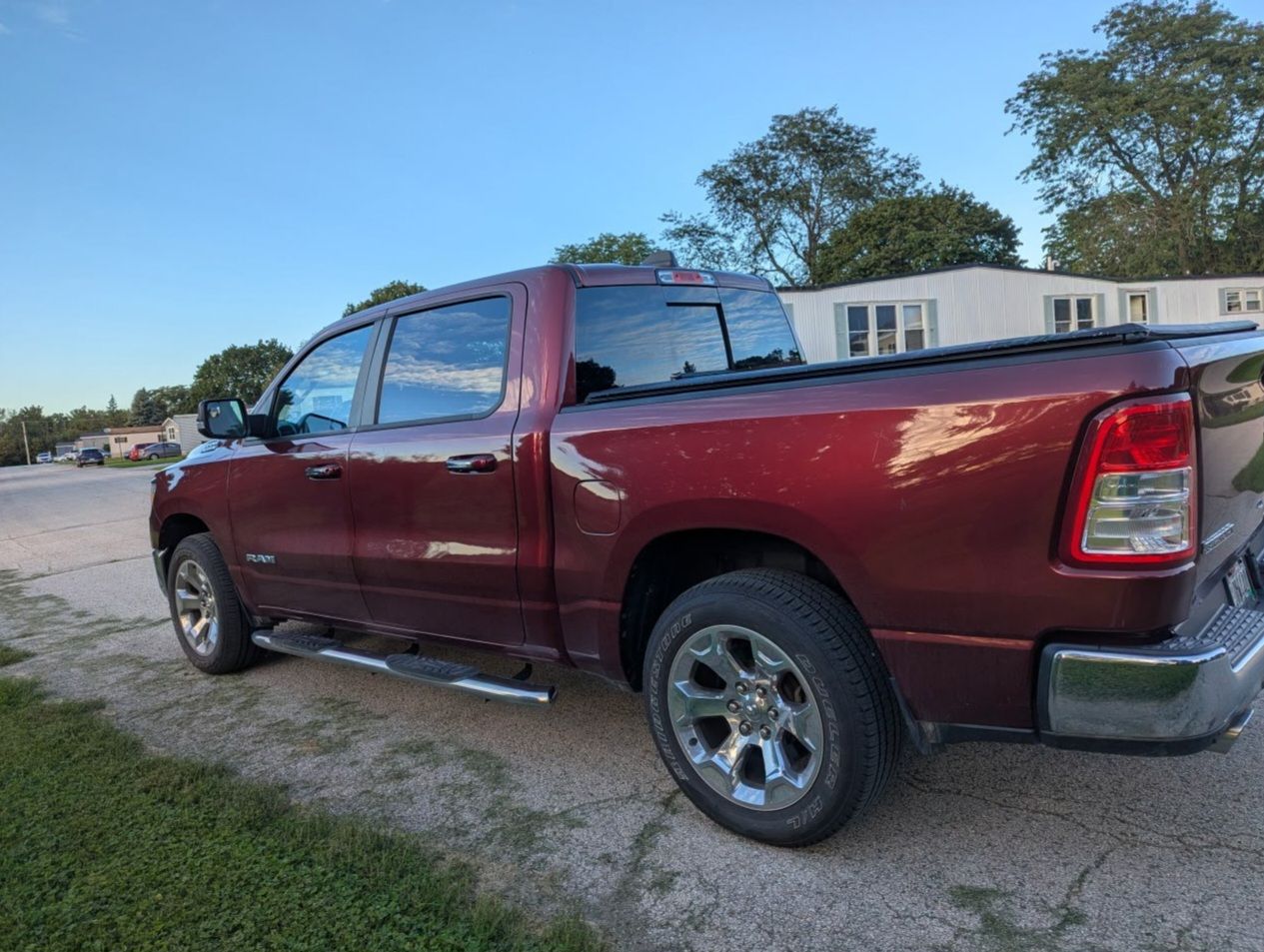 Used 2019 RAM 1500 Big Horn AWD/4WD image 1