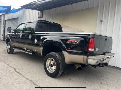 Used 2006 Ford F350 King Ranch image 6