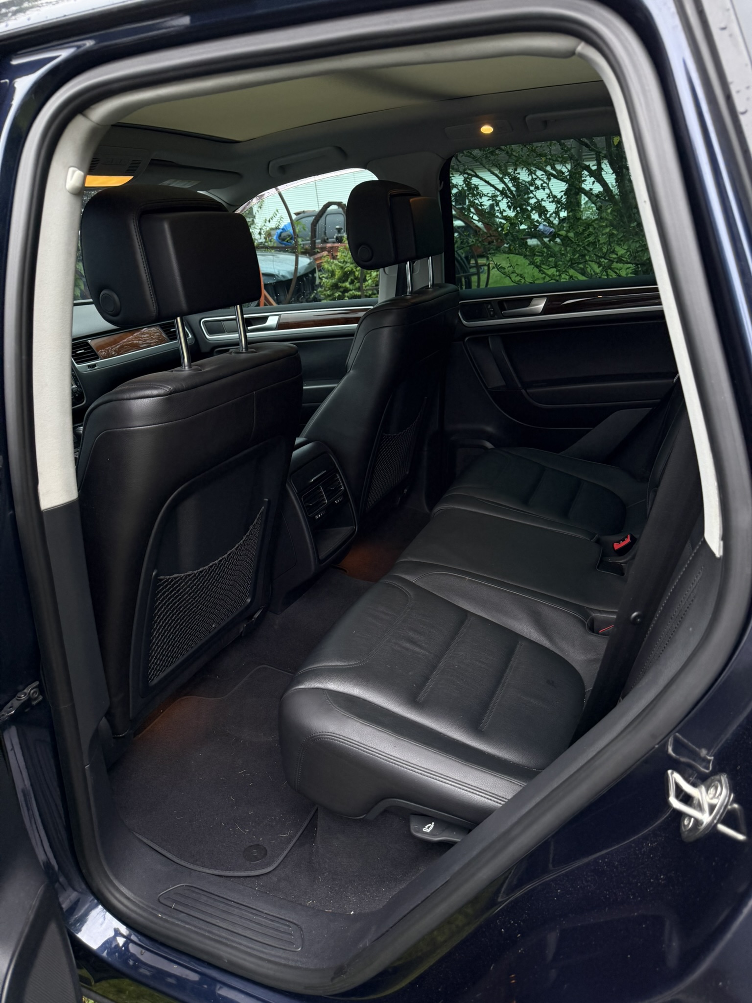 Used 2014 Volkswagen Touareg Executive AWD/4WD image 20