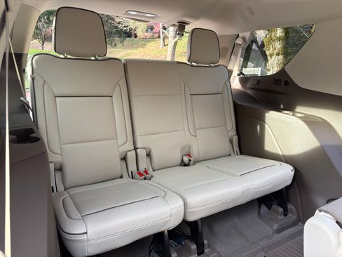 Used 2021 GMC Yukon Denali w/ Denali Premium Package image 22