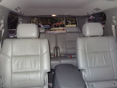Used 2006 Toyota Sequoia Limited image 26