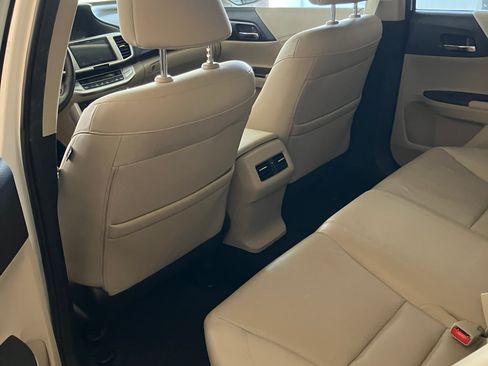 Used 2015 Honda Accord EX-L image 18