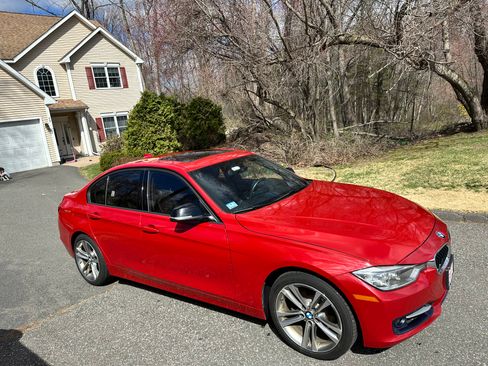 Used 2013 BMW 328i xDrive Sedan AWD/4WD image 4