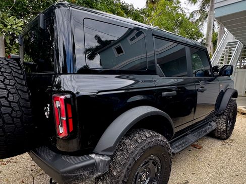 Used 2025 Ford Bronco Badlands w/ Sasquatch Package image 4