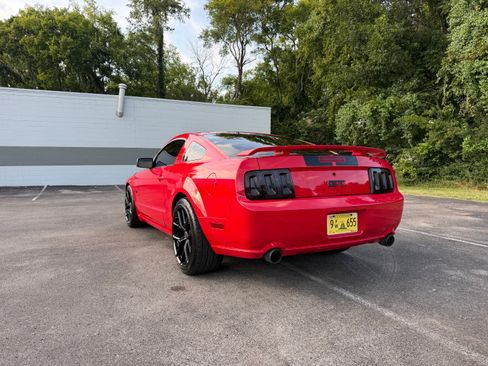 Used 2007 Ford Mustang GT RWD image 10