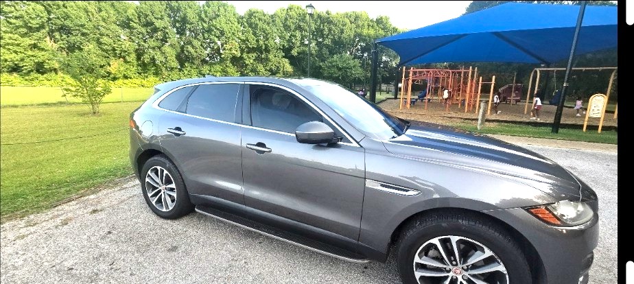 Used 2019 Jaguar F-PACE Premium AWD/4WD image 5