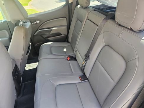 Used 2015 Chevrolet Colorado LT w/ Luxury Package image 17