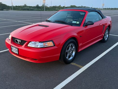 Used 2001 Ford Mustang Premium RWD image 11