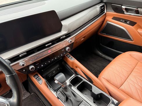 Used 2024 Kia Telluride EX X-Line image 15