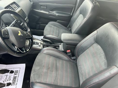 Used 2018 Mitsubishi Outlander Sport SE image 10