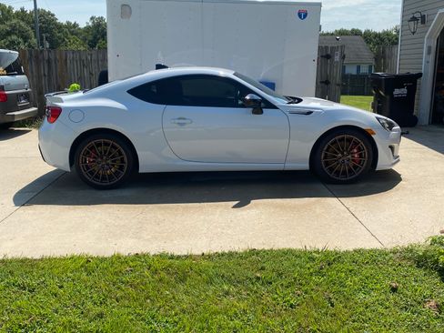 Used 2020 Subaru BRZ tS image 4