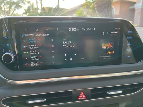 Used 2021 Hyundai Sonata Limited image 13