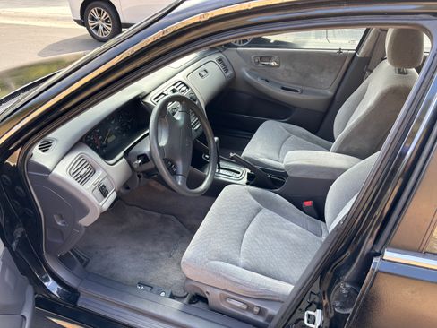 Used 2001 Honda Accord LX image 14