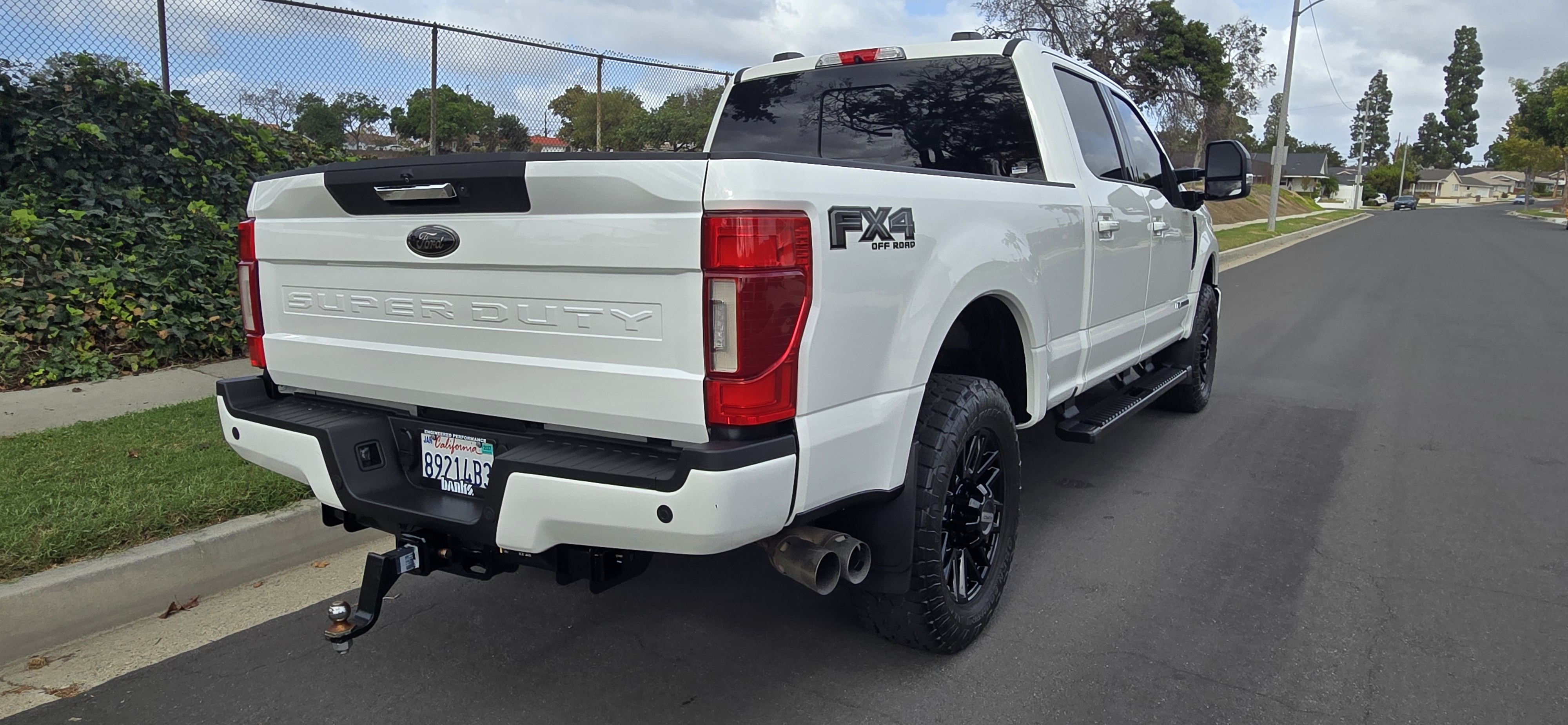 Used 2021 Ford F350 Lariat AWD/4WD image 12