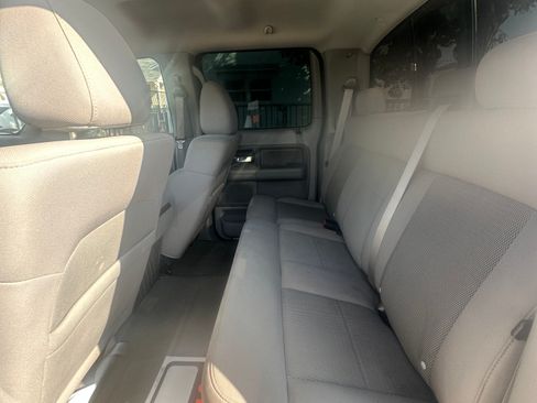 Used 2006 Ford F150 XLT image 12