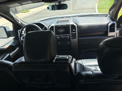 Used 2019 Ford F150 Lariat w/ Equipment Group 501A Mid AWD/4WD image 12