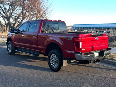 Used 2021 Ford F250 XLT w/ XLT Premium Package image 4