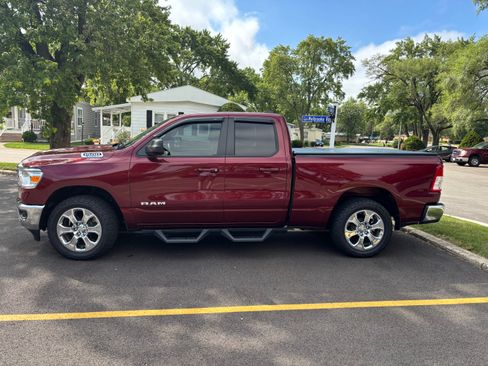 Used 2022 RAM 1500 Big Horn AWD/4WD image 8