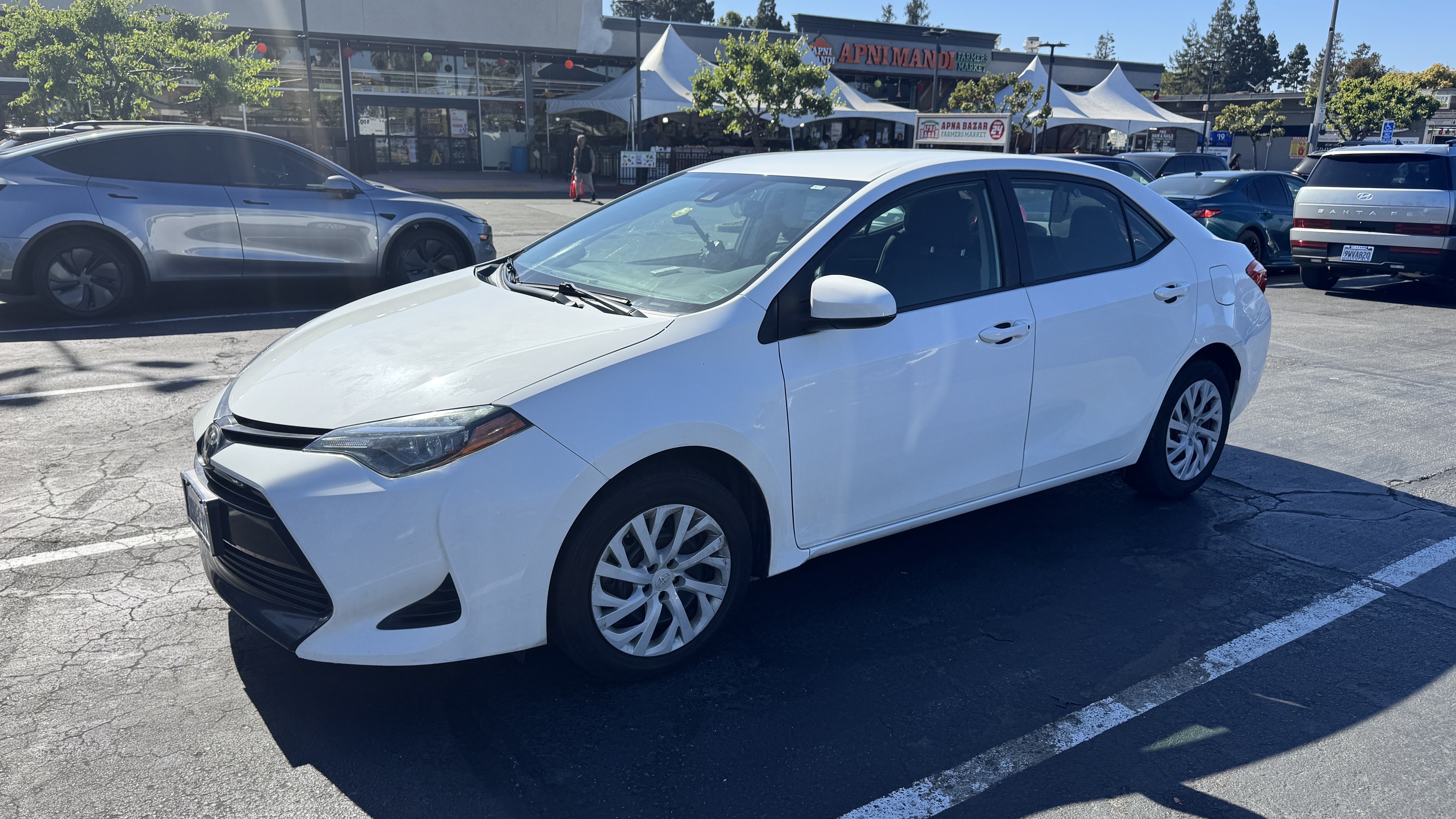 Used 2019 Toyota Corolla LE FWD image 5