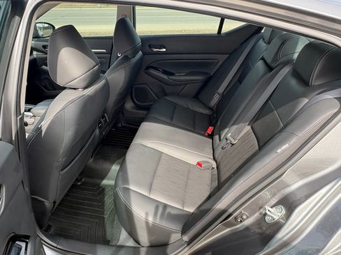 Used 2020 Nissan Altima 2.0 Platinum image 10