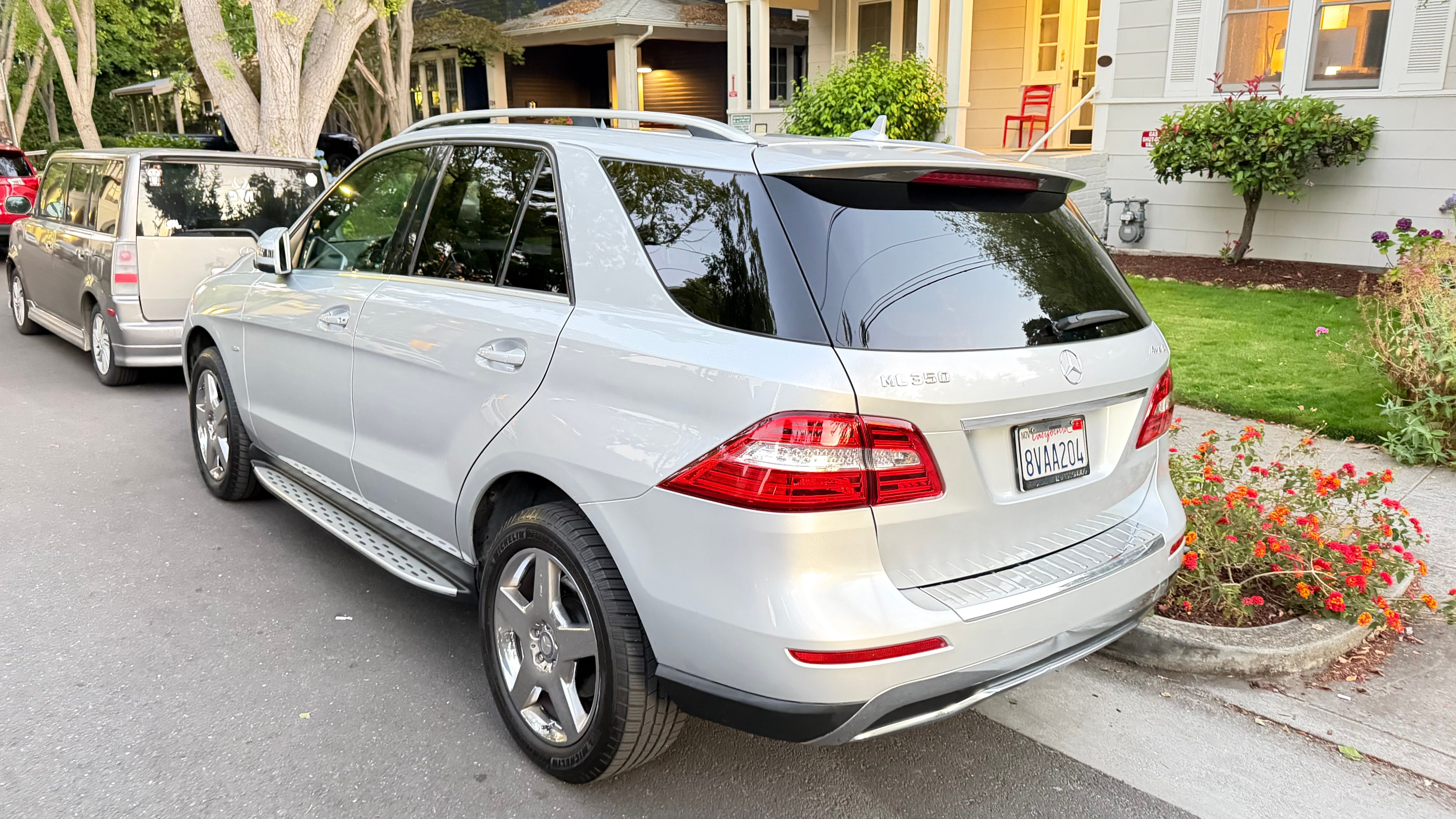 Used 2012 Mercedes-Benz ML 350 4MATIC image 4