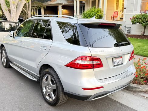 Used 2012 Mercedes-Benz ML 350 4MATIC image 4