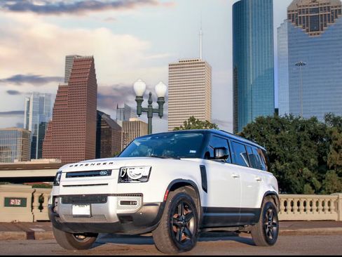 Used 2021 Land Rover Defender 110 SE image 17