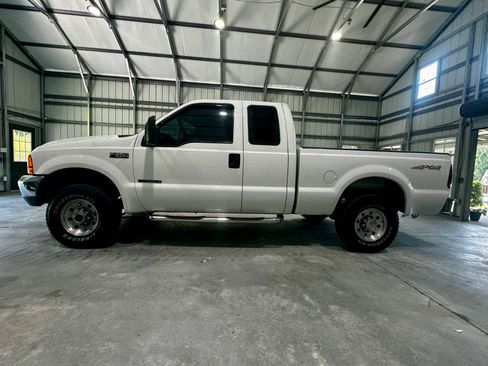 Used 1999 Ford F250 4x4 SuperCab Super Duty image 1