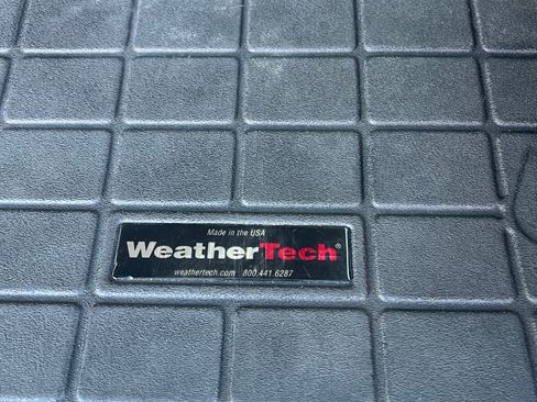 Used 2014 Chevrolet Suburban LT w/ Luxury Package image 10