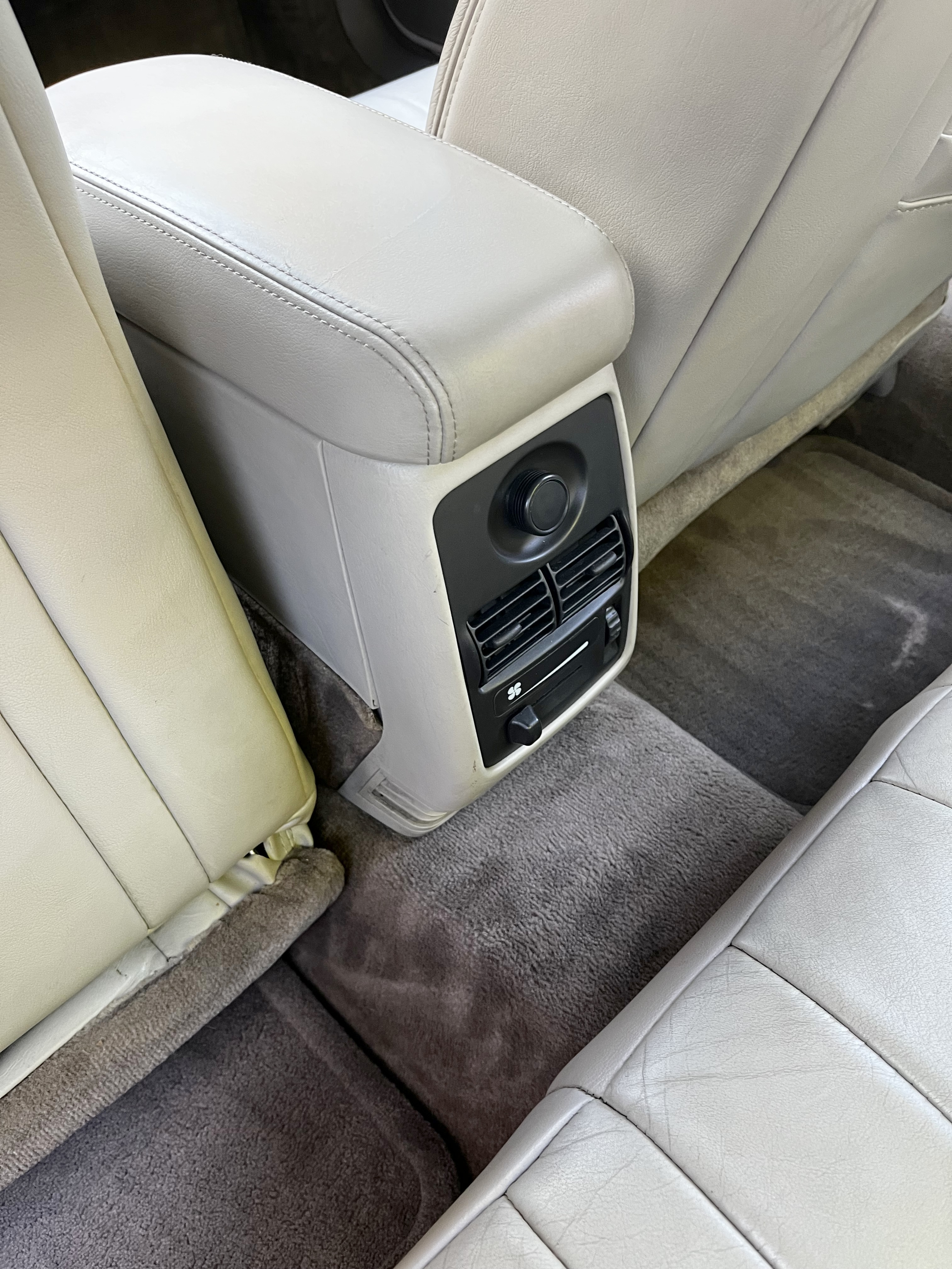 Used 1997 Cadillac Eldorado w/ Leather/Lumbar Pkg FWD image 12