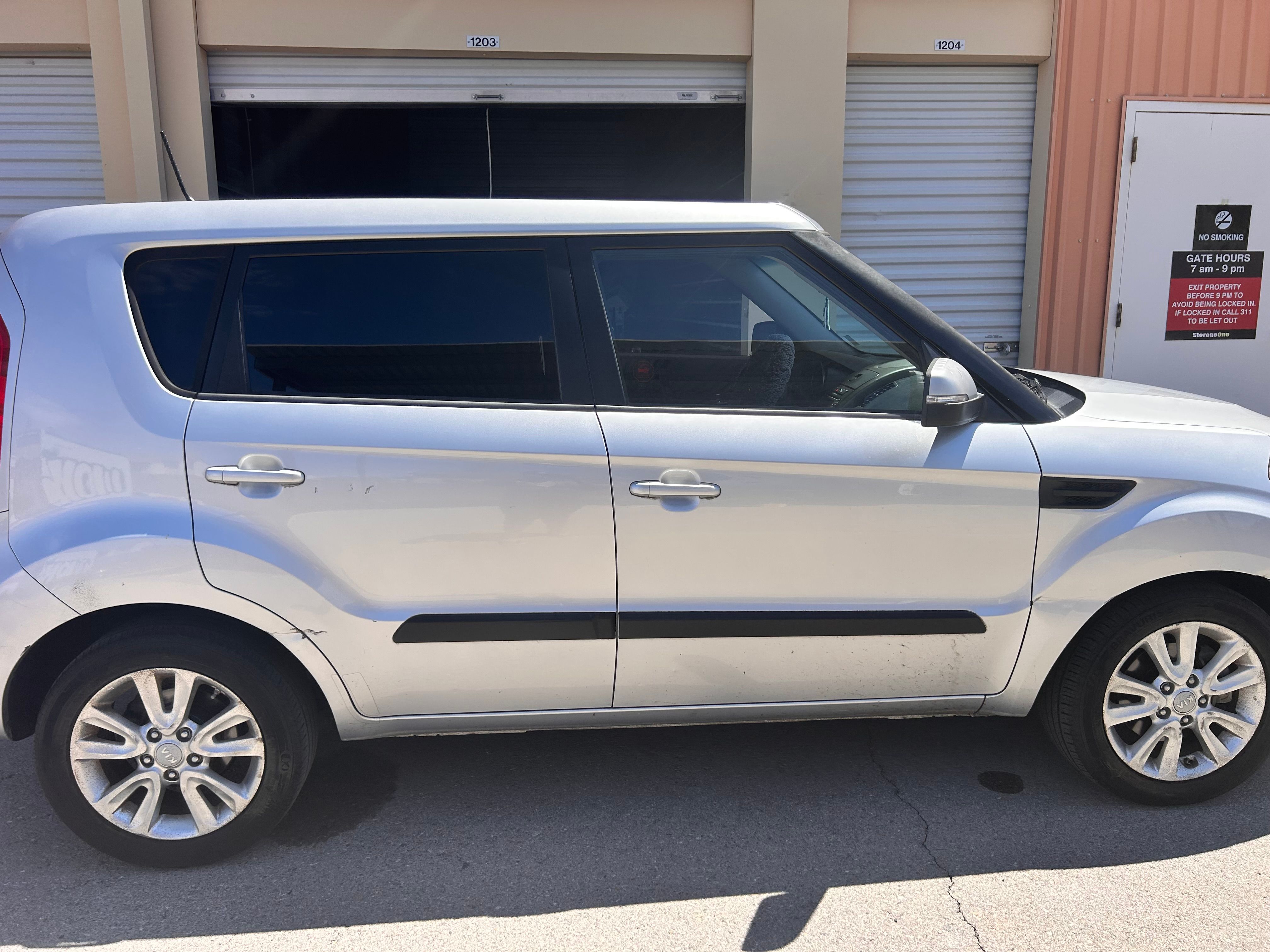 Used 2012 Kia Soul + FWD image 4